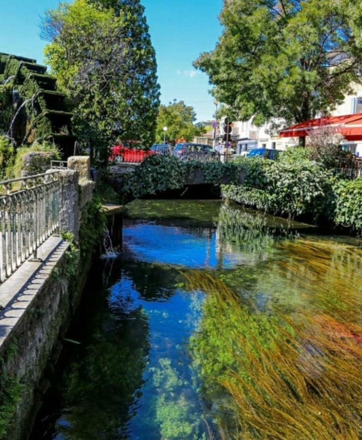 Appartement balcon sur la Sorgue à LʼIsle-sur-la-Sorgue Extérieur photo